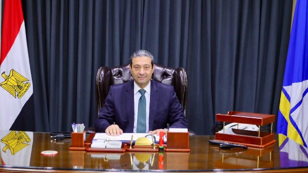 بتكلفة 600 مليون جنيه.. محافظ دمياط يقرر ازدواج طريق رأس البر الغربي وتوصيل خط مياه بتكلفة 600 مليون جنيه.. محافظ دمياط يقرر ازدواج طريق رأس البر الغربي وتوصيل خط مياه