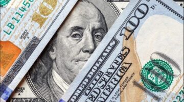 الدولار يهبط لأدنى مستوياته منذ 3 سنوات بسبب رسوم ترامب الجمركية