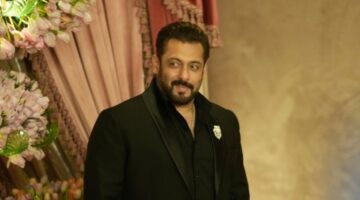 سلمان خان يواجه تهديدًا جديدًا بالقتل: “قنبلة بسيارته واقتحام منزله”