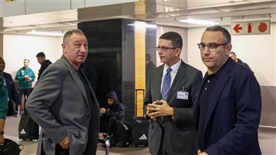 وفد السفارة المصرية في جنوب إفريقيا يستقبل بعثة الأهلي وفد السفارة المصرية في جنوب إفريقيا يستقبل بعثة الأهلي
