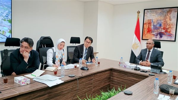 نائب وزير الإسكان يستقبل وفدا يابانيا لبحث أوجه الاهتمام بالاستثمار في مشروعات البنية التحتية نائب وزير الإسكان يستقبل وفدا يابانيا لبحث أوجه الاهتمام بالاستثمار في مشروعات البنية التحتية
