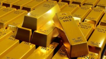 الذهب يتجاوز حاجز 3300 دولار لأول مرة مدعومًا بمخاوف تجارية وتحول نحو الملاذات الآمنة