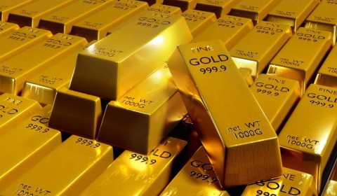 الذهب يتجاوز حاجز 3300 دولار لأول مرة مدعومًا بمخاوف تجارية وتحول نحو الملاذات الآمنة الذهب يتجاوز حاجز 3300 دولار لأول مرة مدعومًا بمخاوف تجارية وتحول نحو الملاذات الآمنة
