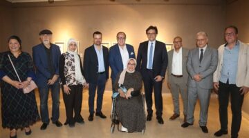 اليوم العالمي للفن.. وزير الثقافة يتفقد عددًا من معارض الفنون التشكيلية بدار الأوبرا