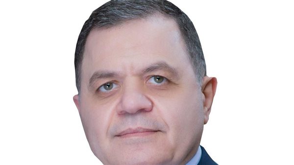 وزير الداخلية يهنئ البابا تواضروس وكبار المسئولين بعيد القيامة المجيد وزير الداخلية يهنئ البابا تواضروس وكبار المسئولين بعيد القيامة المجيد