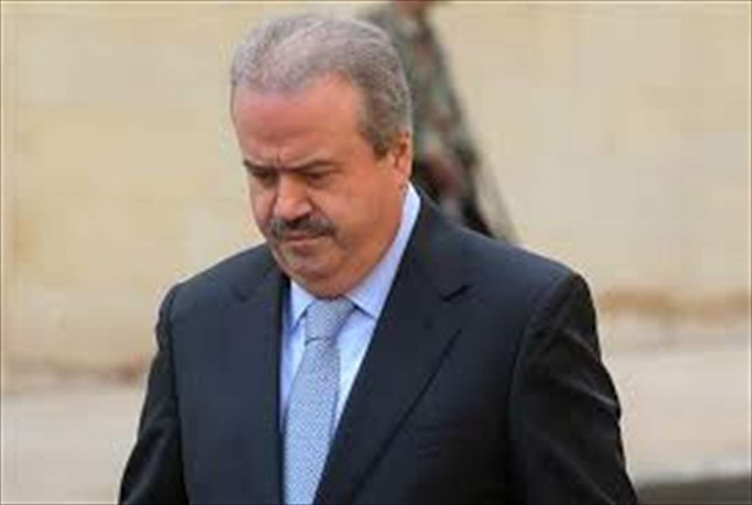 المكتب الاعلامي لوزير المالية نفى الكلام المنسوب له حول عدم تجاوبه مع طلب تصحيح معاشات العسكريين: الموضوع لم يطرح أصلاً المكتب الاعلامي لوزير المالية نفى الكلام المنسوب له حول عدم تجاوبه مع طلب تصحيح معاشات العسكريين: الموضوع لم يطرح أصلاً