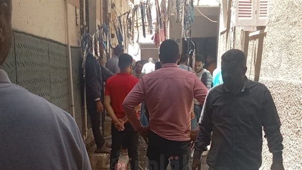 انفجار أنبوبة يتسبب في انهيار جزئي لمنزل بأسيوط… والحماية المدنية تحاول السيطرة على النيران انفجار أنبوبة يتسبب في انهيار جزئي لمنزل بأسيوط… والحماية المدنية تحاول السيطرة على النيران