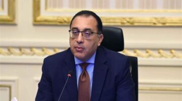 مصطفى مدبولي يشهد احتفالية هيئة قناة السويس بيوم التفوق
