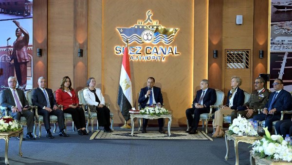 مدبولي: الأشهر الماضية شهدت تحسن أمن الملاحة في البحر الأحمر وتوقف الهجمات على السفن مدبولي: الأشهر الماضية شهدت تحسن أمن الملاحة في البحر الأحمر وتوقف الهجمات على السفن