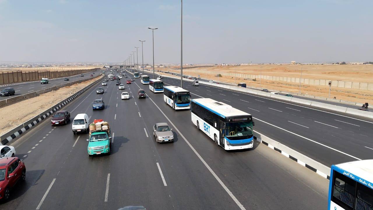 النقل تبدأ تجارب تدريب سائقي الأتوبيس الترددي استعدادا لتشغيل المرحلة الأولى النقل تبدأ تجارب تدريب سائقي الأتوبيس الترددي استعدادا لتشغيل المرحلة الأولى
