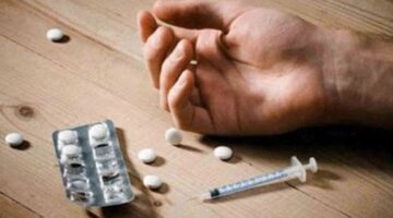«الميديا فضحتهم».. كشف ملابسات تعاطي شابين المخدرات بشوارع المعادي