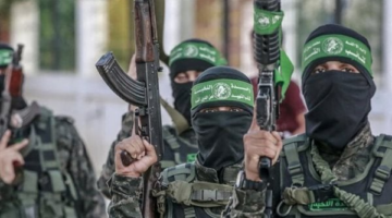 حماس ترد على الاحتلال: شعبنا لن يلقي سلاحه ولن يتراجع عن الدفاع عن أرضه