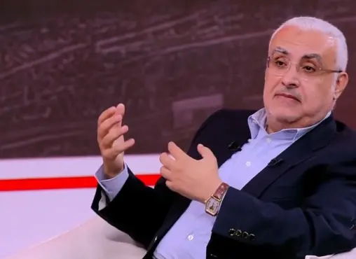 عمرو أدهم: ننتظر موقف “فيفا” بعد وفاة آرون بوبيندزا عمرو أدهم: ننتظر موقف “فيفا” بعد وفاة آرون بوبيندزا