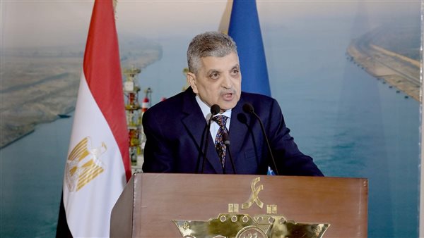 أسامة ربيع: تعويم سفينة إيفر جيفن قصة استثنائية سجلها التاريخ أسامة ربيع: تعويم سفينة إيفر جيفن قصة استثنائية سجلها التاريخ