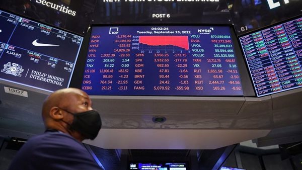 سهم إنفيديا يقود الأسواق الأمريكية إلى الأسفل.. والذهب ينفجر بصعود تجاوز 3% سهم إنفيديا يقود الأسواق الأمريكية إلى الأسفل.. والذهب ينفجر بصعود تجاوز 3%