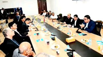 وزير الإسكان يشدد على استمرار العمل على مدار اليوم بنظام الورديات لدفع عجلة العمل