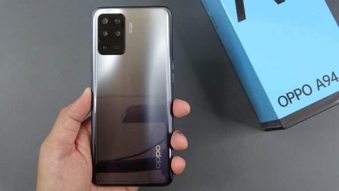 مقارنة بين هاتفي سامسونج Galaxy A52 وأوبو A94 مقارنة بين هاتفي سامسونج Galaxy A52 وأوبو A94