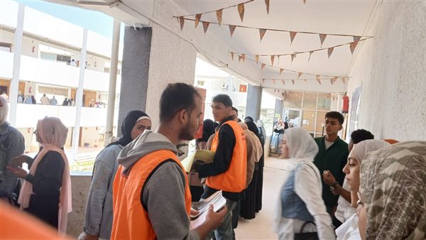 جامعة مدينة السادات تنظم حملة توعية عن مخاطر الإدمان والتعاطى وطرق الوقاية فى كلية التربية جامعة مدينة السادات تنظم حملة توعية عن مخاطر الإدمان والتعاطى وطرق الوقاية فى كلية التربية