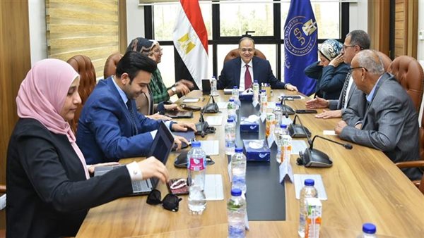 رئيس هيئة الدواء يتابع جهود سحب العقاقير منتهية الصلاحية رئيس هيئة الدواء يتابع جهود سحب العقاقير منتهية الصلاحية