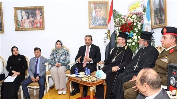 محافظ دمياط يزور كنيسة الروم الأرثوذكس لتقديم التهنئة بمناسبة عيد القيامة المجيد محافظ دمياط يزور كنيسة الروم الأرثوذكس لتقديم التهنئة بمناسبة عيد القيامة المجيد