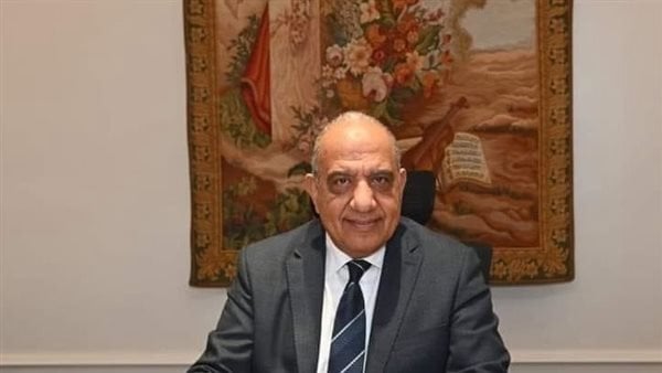 وزير الكهرباء يتوجه إلى روسيا لبحث مستجدات مشروع محطة الضبعة النووية وزير الكهرباء يتوجه إلى روسيا لبحث مستجدات مشروع محطة الضبعة النووية