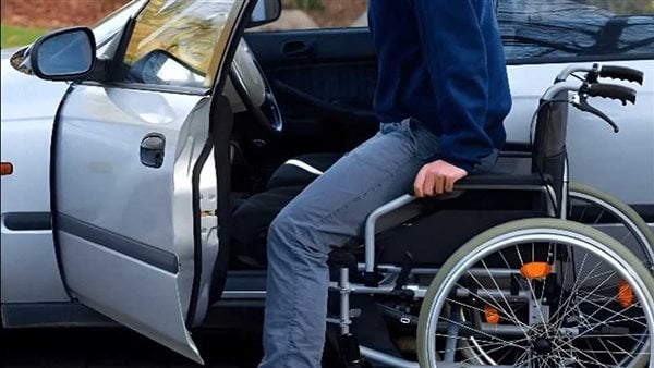 النيابة العامة تُلغي بطاقات الخدمات المتكاملة المزورة.. وتسترد أموال الدولة في قضية سيارات ذوي الإعاقة