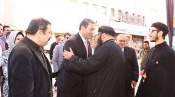 محافظ دمياط يزور كنيسة العذراء ضمن احتفالات عيد القيامة