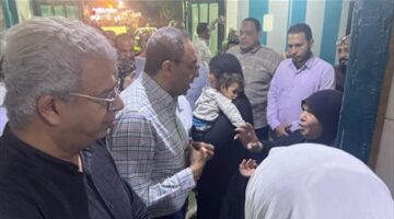محافظ قنا يفاجئ مستشفى قنا العام ويتفقد قسم الإستقبال والطوارئ