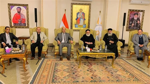 وكيل تعليم الإسكندرية يحتفل مع قداسة البابا بعيد القيامه بكنيسة وكيل تعليم الإسكندرية يحتفل مع قداسة البابا بعيد القيامه بكنيسة