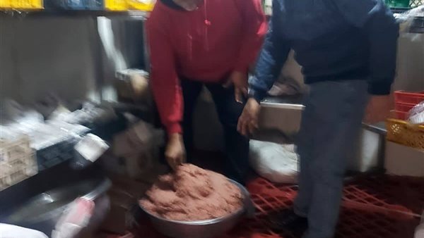 ضبط 14 طن رنجة وفسيخ ولحوم ودجاج مخالفة للمواصفات بالدقهلية ضبط 14 طن رنجة وفسيخ ولحوم ودجاج مخالفة للمواصفات بالدقهلية