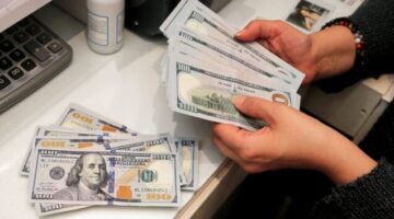 سعر الدولار مقابل الجنيه المصري اليوم الخميس 17 أبريل 2025 وفقا لآخر تحديث