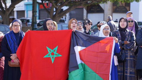 حقوقيات مغربيات تنظمن في سلا وقفة تضامنية مع المرأة الفلسطينية حقوقيات مغربيات تنظمن في سلا وقفة تضامنية مع المرأة الفلسطينية