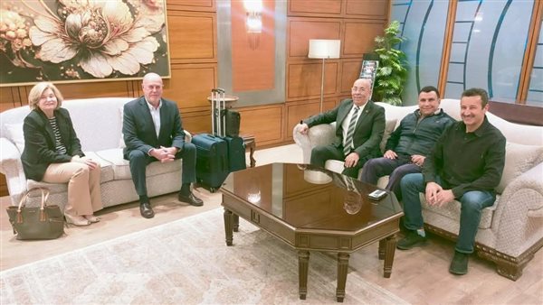 «الدهراوي» يستقبل رئيس الاتحاد الدولي للكاراتيه لمتابعة بطولة الدوري العالمي «الدهراوي» يستقبل رئيس الاتحاد الدولي للكاراتيه لمتابعة بطولة الدوري العالمي