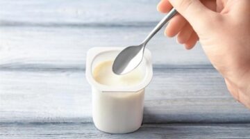 ماذا يحدث لجسمك عند تناول الزبادي؟