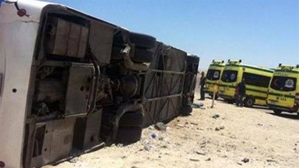 أعلى طريق إدفو مرسى علم.. مصرع وإصابة 6 أشخاص بحادث سيارتين أعلى طريق إدفو مرسى علم.. مصرع وإصابة 6 أشخاص بحادث سيارتين