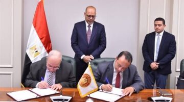 وزير العمل يُوّقع على بروتوكول تعاون مع شركة كومبليو للخدمات التوظيفية الإيطالية