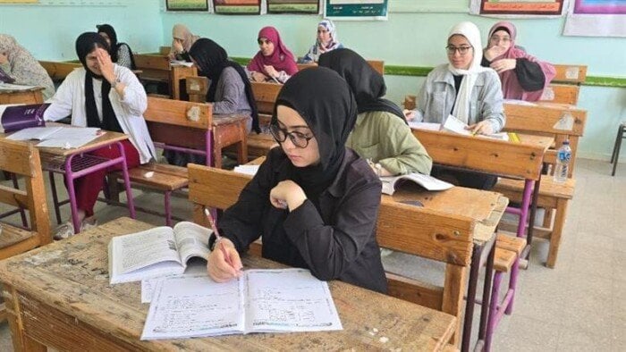 رسميا.. موعد امتحانات الثانوية العامة 2025 رسميا.. موعد امتحانات الثانوية العامة 2025