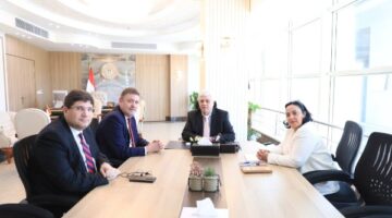 وزير التعليم العالي يبحث سبل تعزيز التعاون مع المجلس الثقافي البريطاني