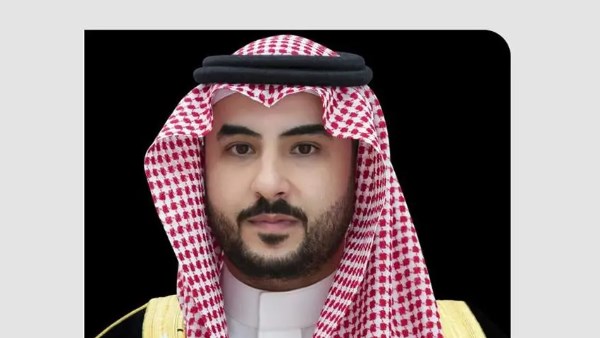 وزير الدفاع السعودي يصل العاصمة الإيرانية طهران وزير الدفاع السعودي يصل العاصمة الإيرانية طهران