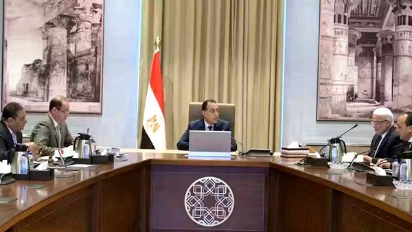 رئيس الوزراء يتابع الموقف المالي لهيئة التأمين الاجتماعي واستثمارات أموال صندوقها الاستثماري رئيس الوزراء يتابع الموقف المالي لهيئة التأمين الاجتماعي واستثمارات أموال صندوقها الاستثماري