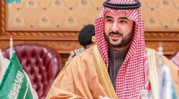 وزير الدفاع السعودي يصل طهران لبحث العلاقات الثنائية بين البلدين