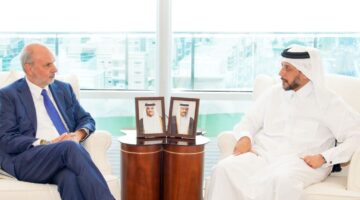 وزير الصحة العامة يجتمع مع نظيره الإيطالي
