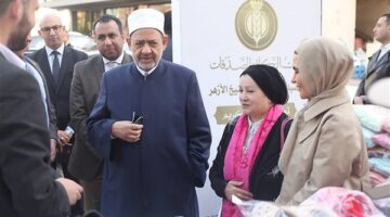 شيخ الأزهر يتفقد انطلاق حملة لدعم حفظة القرآن الكريم من بيت الزكاة