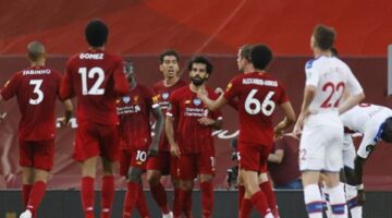 ليفربول الإنجليزي يجدد عقد مدافع الهولندي فان دايك
