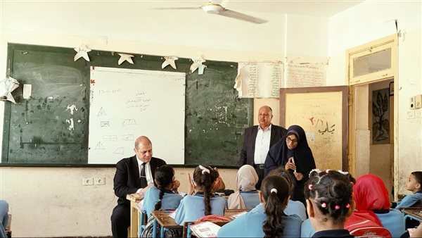 وكيل تعليم قنا يتفقد مدرسة السيد عبد الرحيم الإبتدائية الجديدة وكيل تعليم قنا يتفقد مدرسة السيد عبد الرحيم الإبتدائية الجديدة