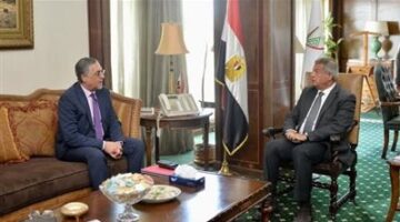 رئيس الأعلى للإعلام يبحث مع رئيس هيئة الاستثمار سبل التعاون المشترك