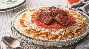طريقة عمل الفتة المصرية لعيد الأضحى.. أسرار أهم طبق في العيد
