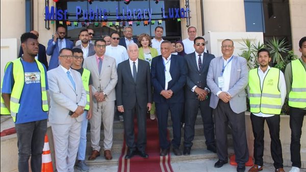 مستشار الرئيس يشهد فعاليات المؤتمر الدولي الـ15 للاستدامة والتنمية والبحوث بالأقصر مستشار الرئيس يشهد فعاليات المؤتمر الدولي الـ15 للاستدامة والتنمية والبحوث بالأقصر