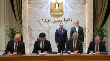 توقيع حزمة من العقود الخاصة لتنفيذ التصميمات الأساسية للمرحلة الأولى من مشروع مجمع البحر الأحمر للبتروكيماويات بالعين السخنة