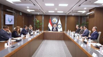 وزير البترول والثروة المعدنية يلتقي أعضاء لجنتي الطاقة بالنواب والشيوخ